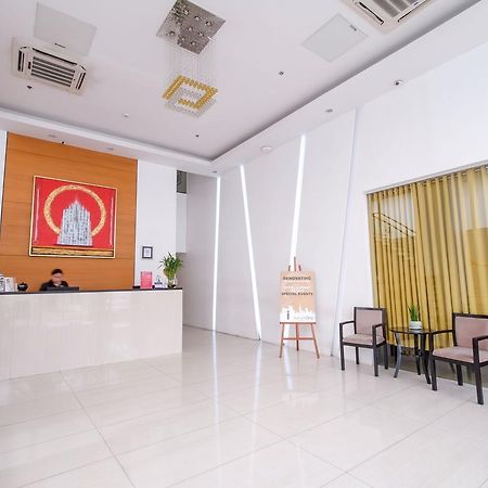 סן פדרו מקאטי Zen Rooms Bangkal Makati מראה חיצוני תמונה